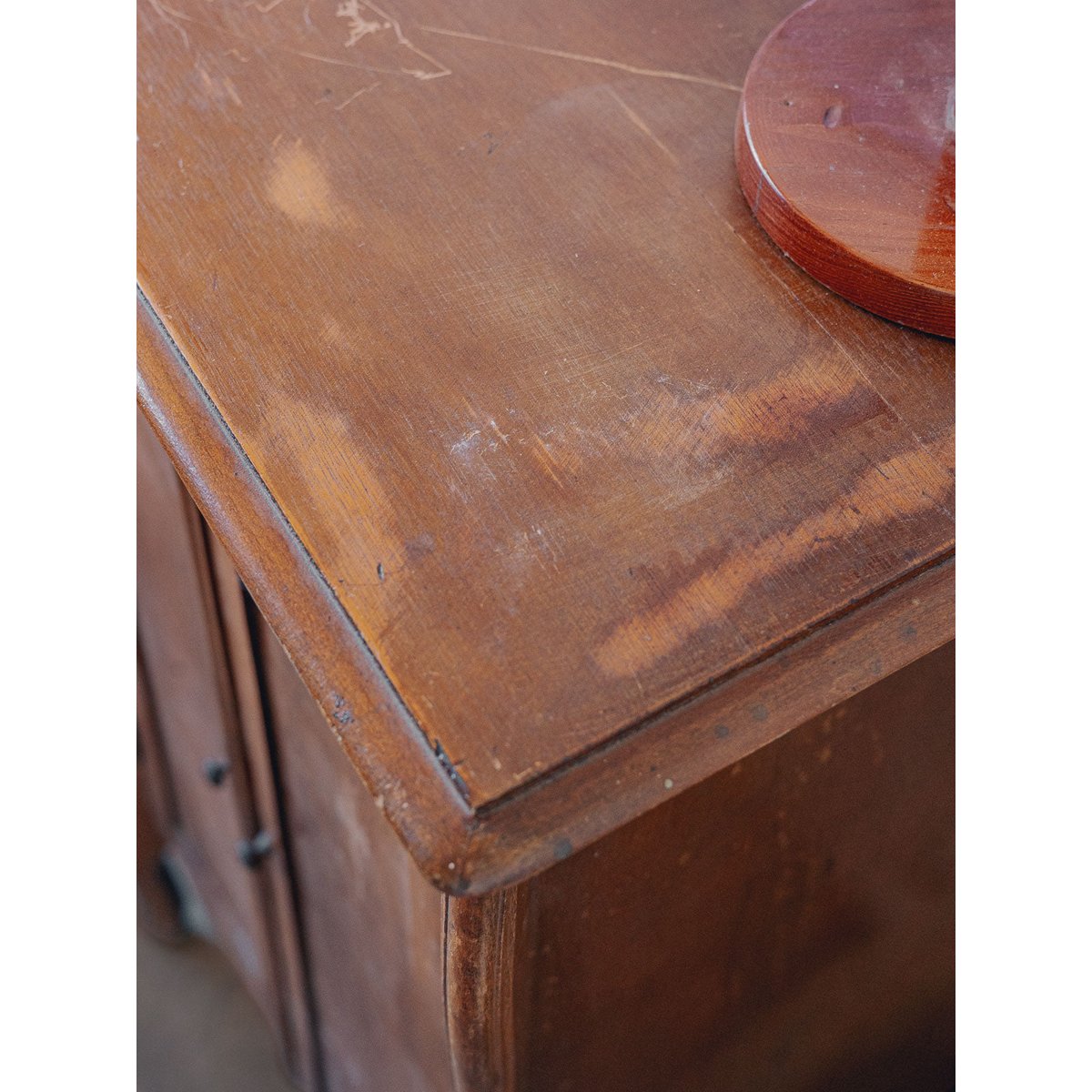 Petit buffet de campagne Gilbert N°1844 - Bon état orange, DEBONGOUT