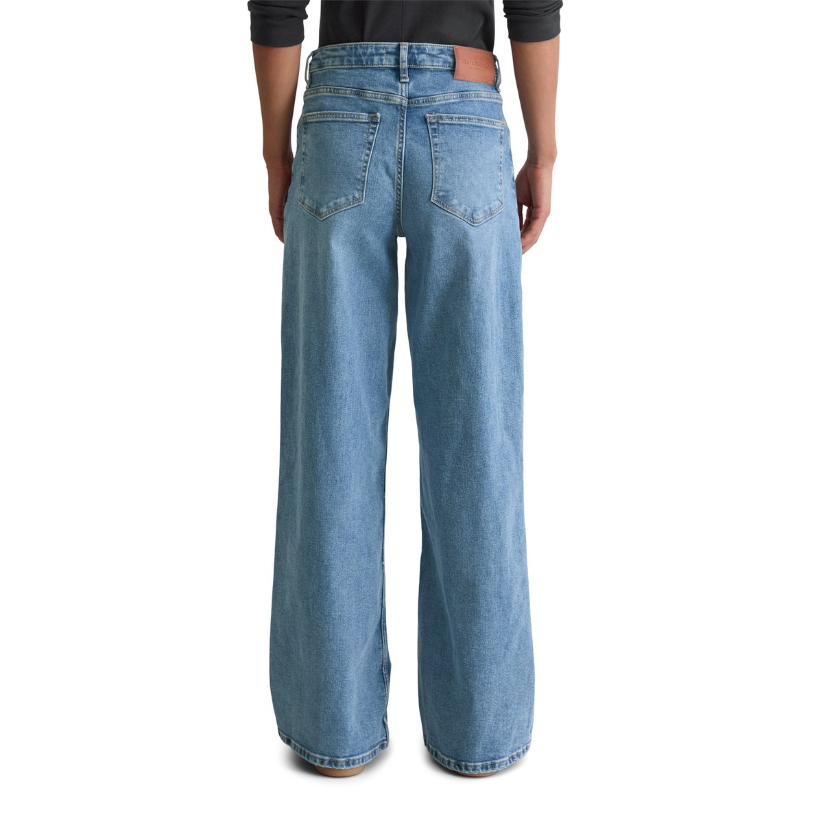 Jeans modèle Lania large en coton organique et polyester stretch bleu clair, MARC O'POLO