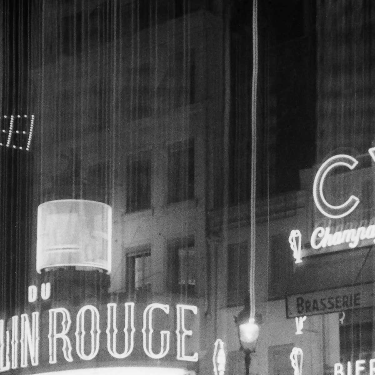Deco vintage Photo de Paris, Le moulin Rouge tableau alu dibond, HEXOA