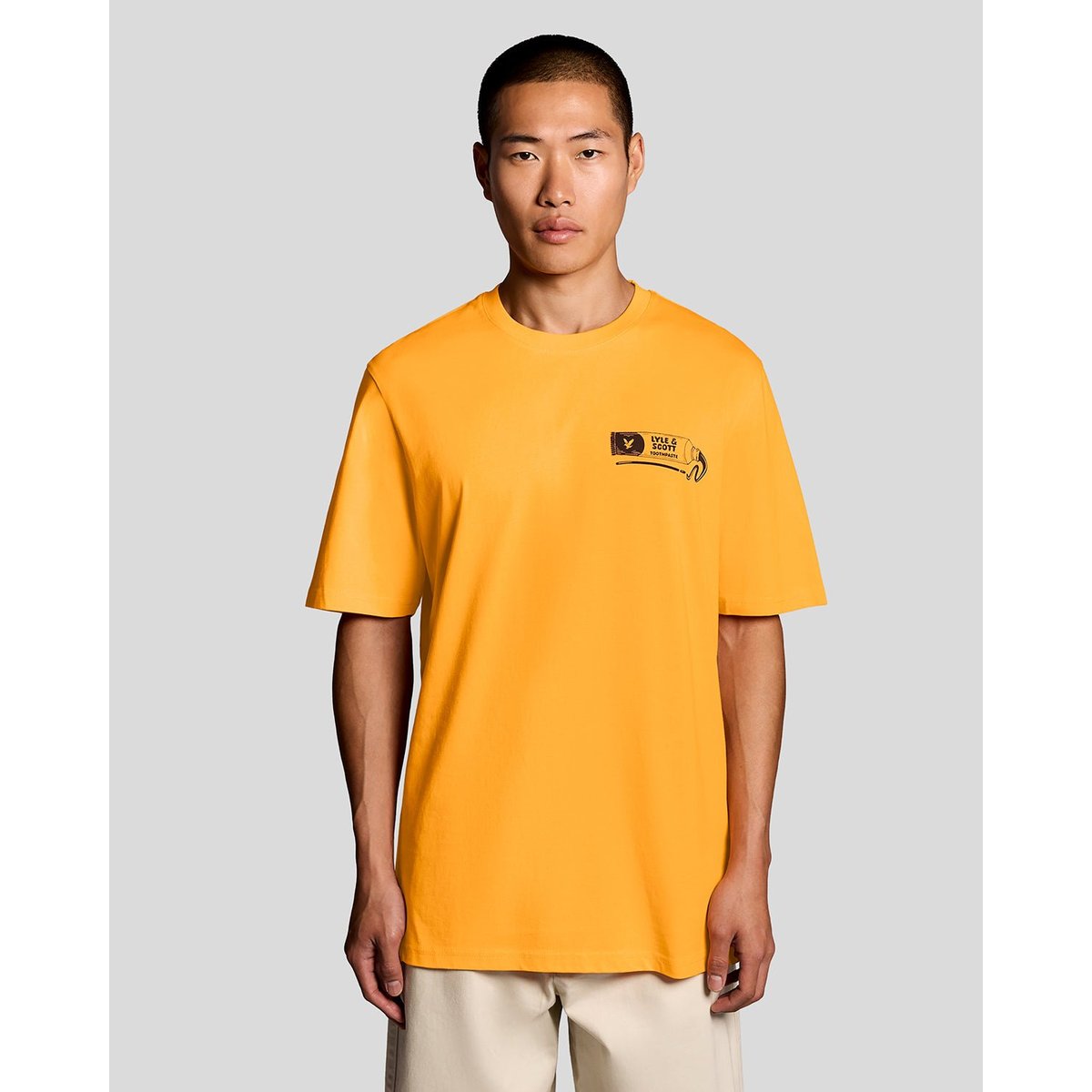 T-shirt imprimé dos graphique orange flamme/ jais noir, LYLE & SCOTT