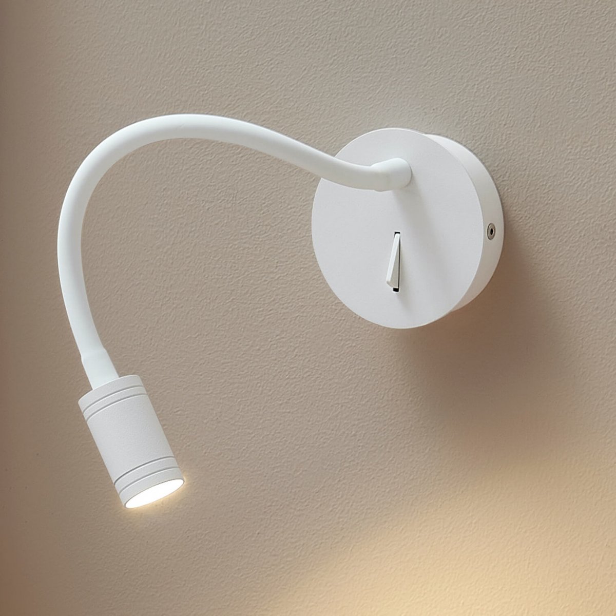 Petite applique minimaliste en aluminium - ASKI blanc, KOSILUM