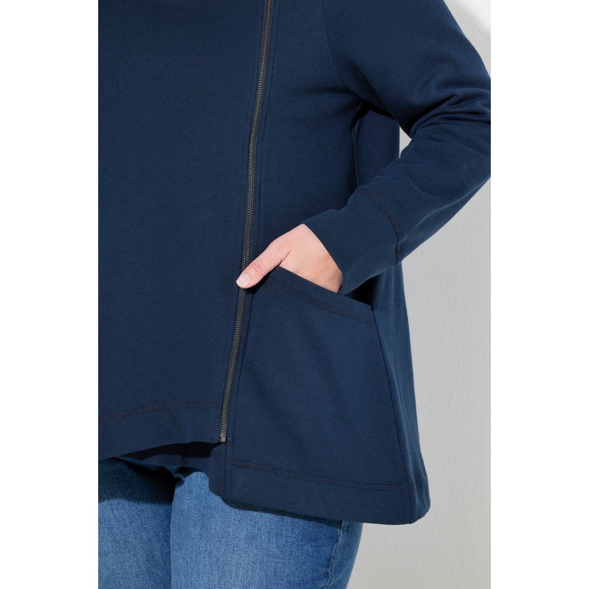 Veste à capuche en molleton de coton bio bleu marine, ULLA POPKEN