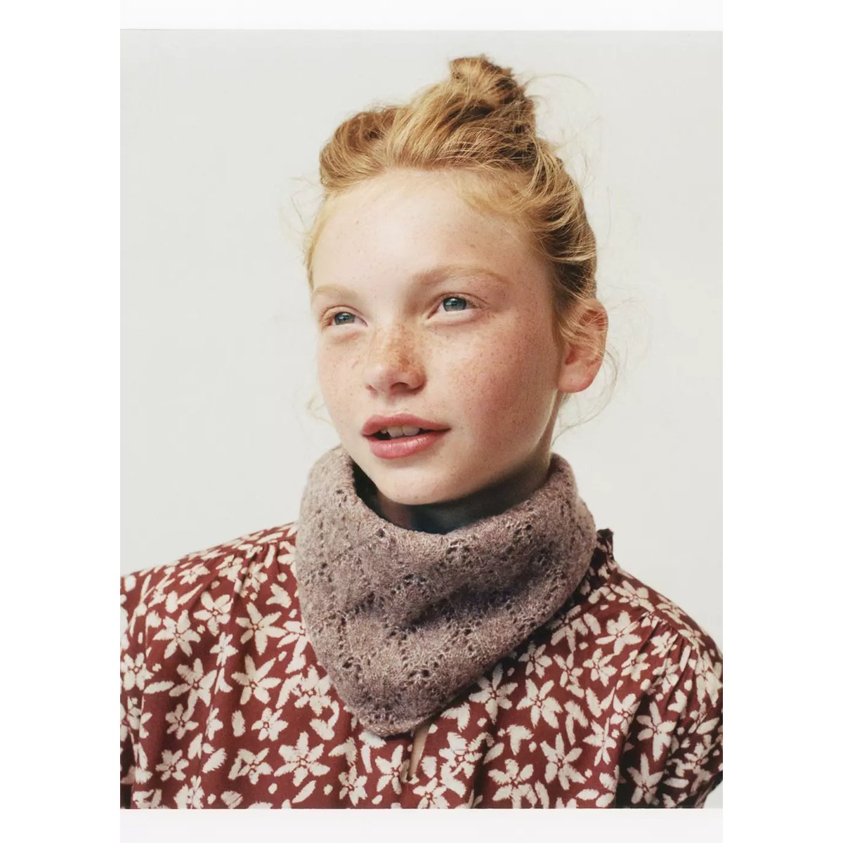 Écharpe en maille ajourée marron moyen, MANGO KIDS