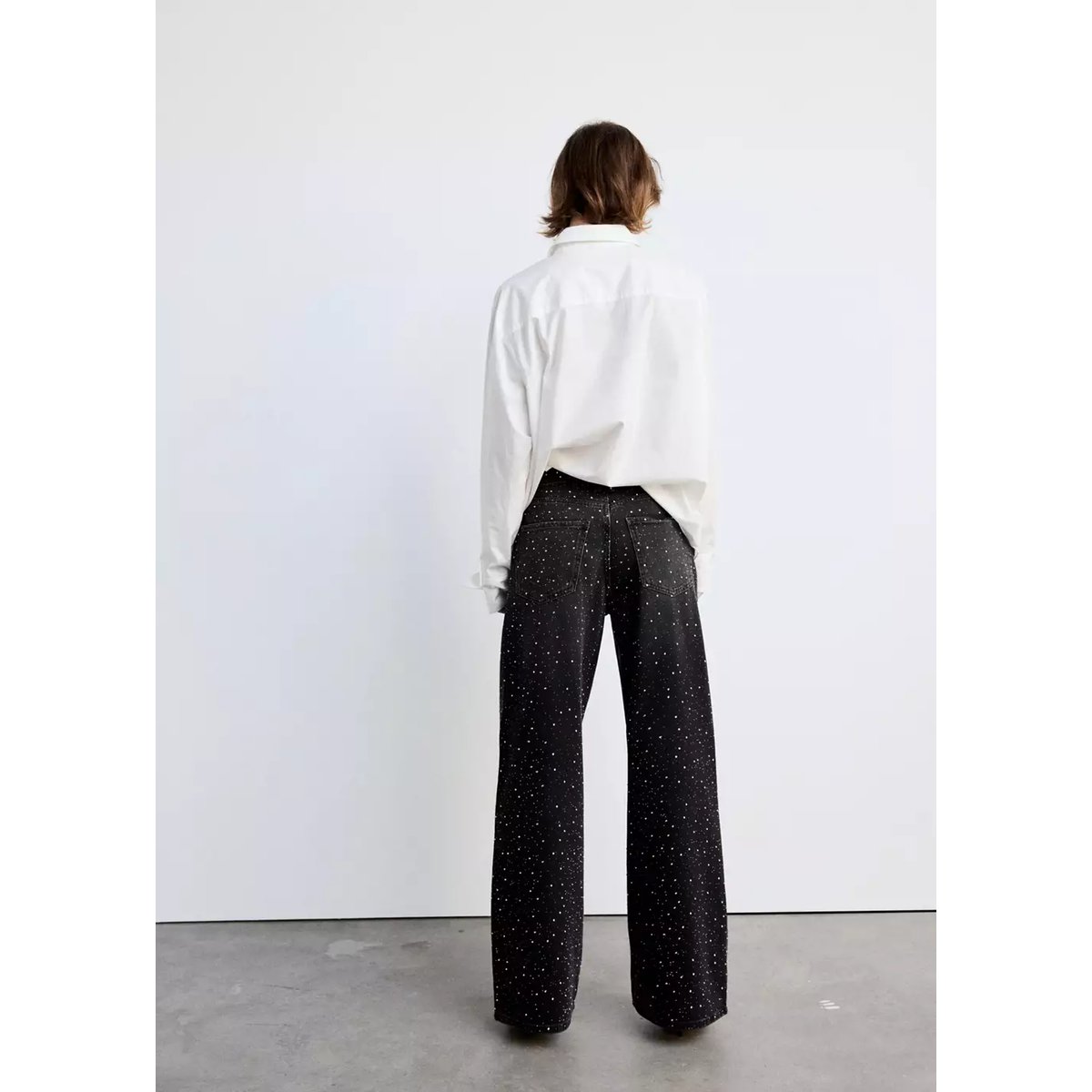 Jean large à strass black denim, MANGO