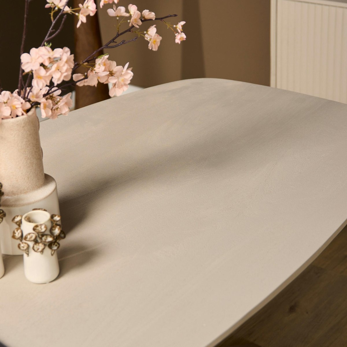 Table à manger 10 places bois/métal CORTINA beige / bronze, PIER IMPORT