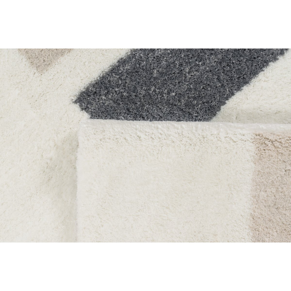 Tapis doux géométriques KARENA ivoire, NAZAR RUGS