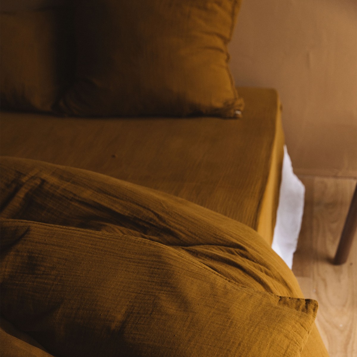 Drap housse en gaze de coton uni, Les Essentiels jaune ambre, GABRIELLE PARIS