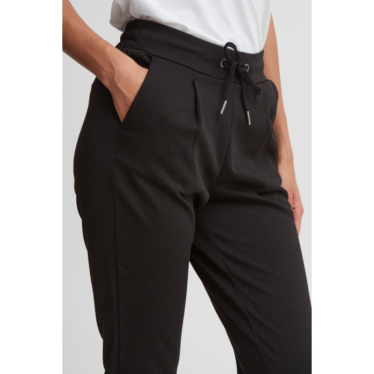 Pantalon coupe fuselée, taille élastiquée noir, B.YOUNG