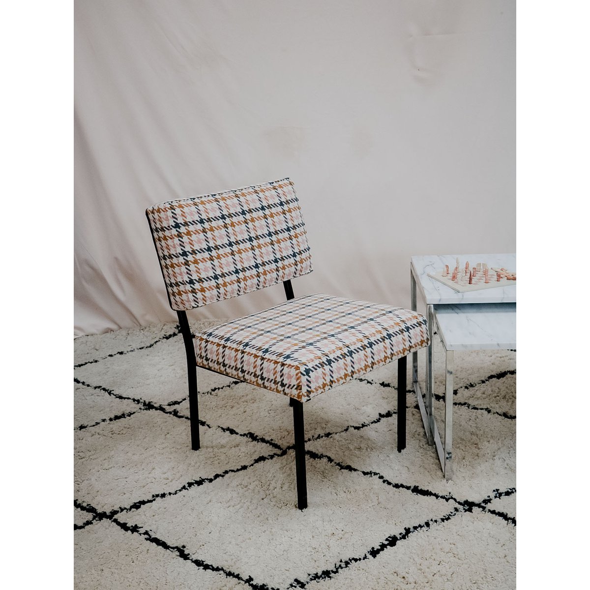 Chauffeuse en métal Olivia N°82 - Bon état noir, DEBONGOUT