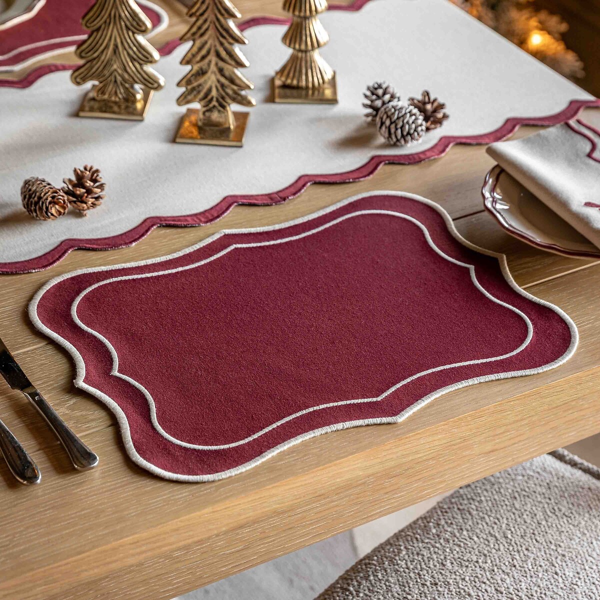 Set of 4 Vintage Scalloped Placemats red, ÉDITÉ
