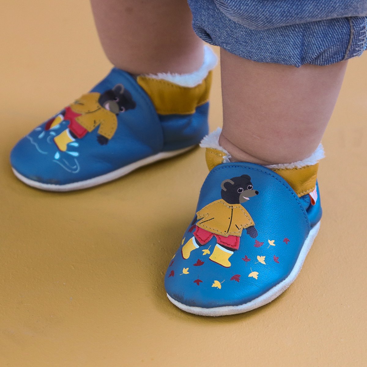 Chaussons cuir souple Petit Ours Brun bleu, TICHOUPS