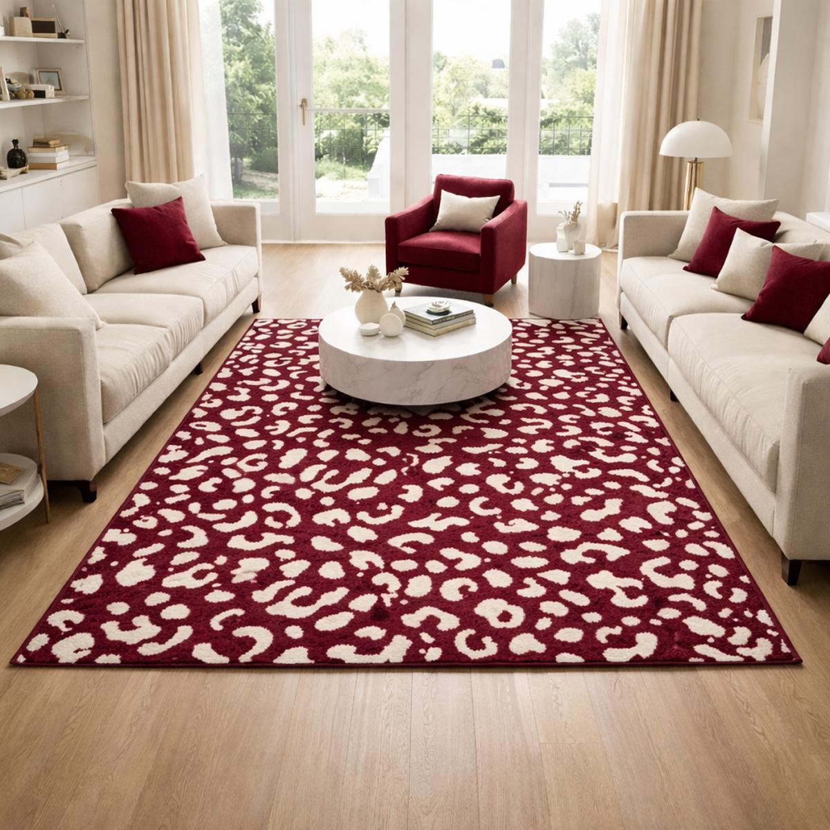 Tapis salon, motif animaux léopard graphique et tendance, LYN9 LEOP bordeaux, beige, UN AMOUR DE TAPIS