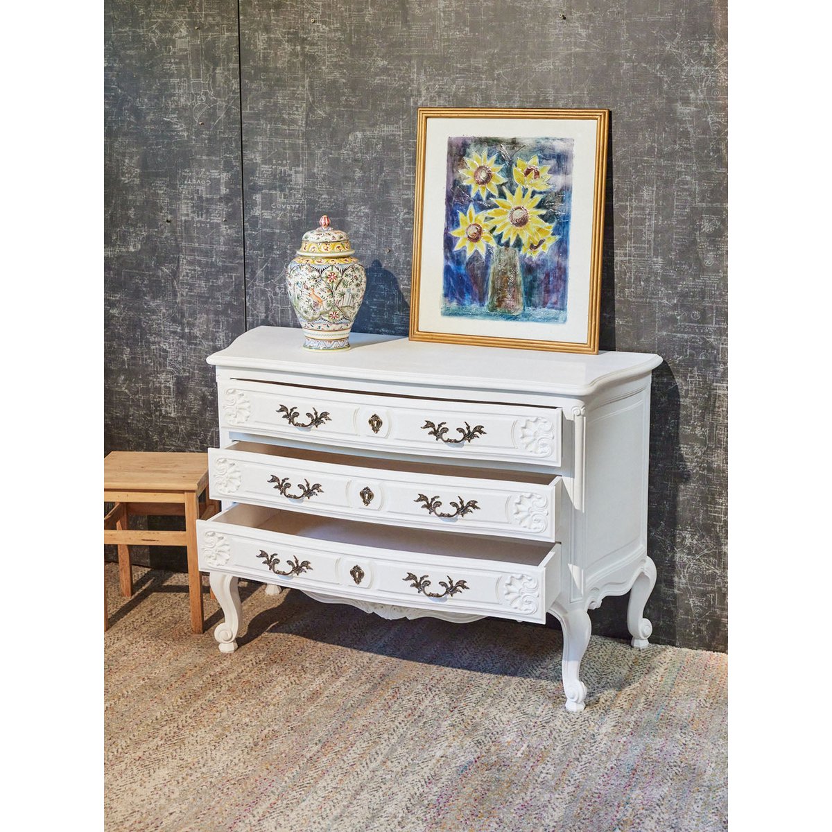 Commode en bois relooké style Louis XV Garance N°755 - Bon état blanc, DEBONGOUT