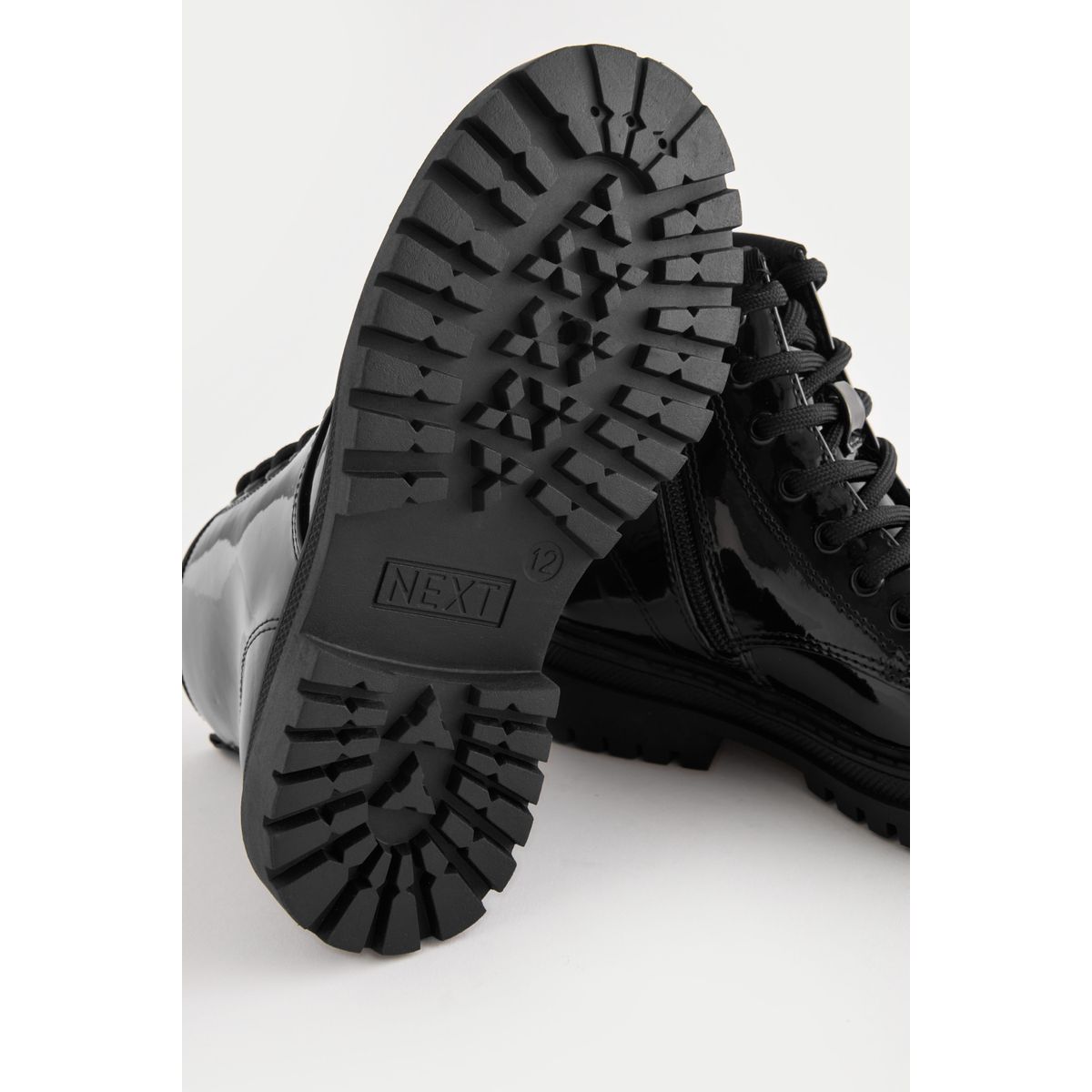 Bottines fourrées à lacets coupe classique noir, NEXT
