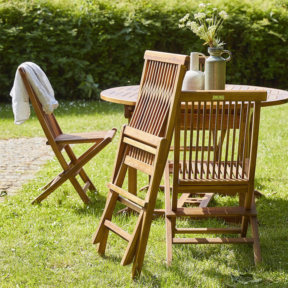 Salon de jardin en teck huilé extensible 6/8 places BALI marron, BERAH GETAH