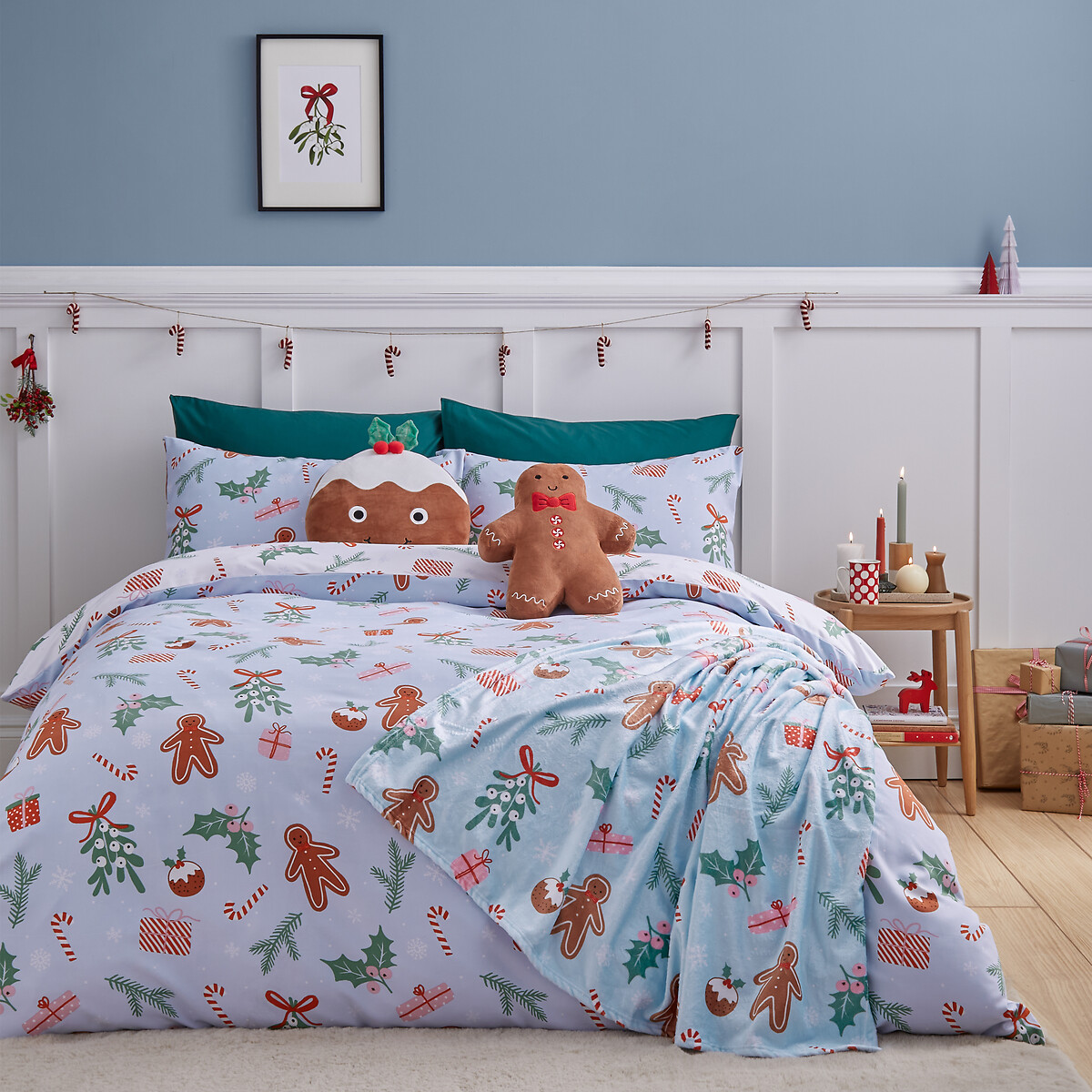 Christmas Gingerbread Duvet Cover and Pillowcase Set blue, CATHERINE LANSFIELD