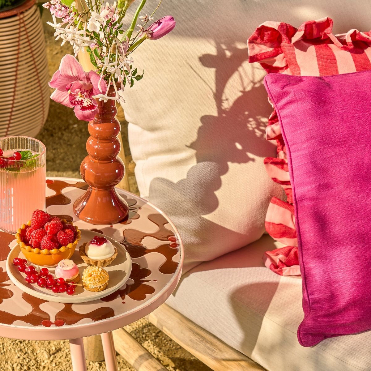 Coussin de jardin COMO rose foncé, MICA DECORATIONS