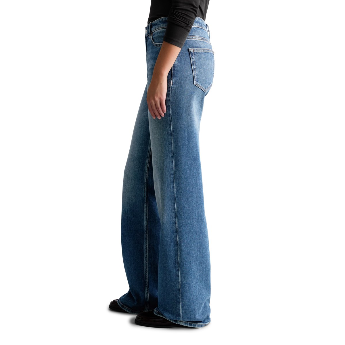 Jean modèle Grethe évasé en mélange de coton biologique et de lyocell bleu, MARC O’POLO DENIM