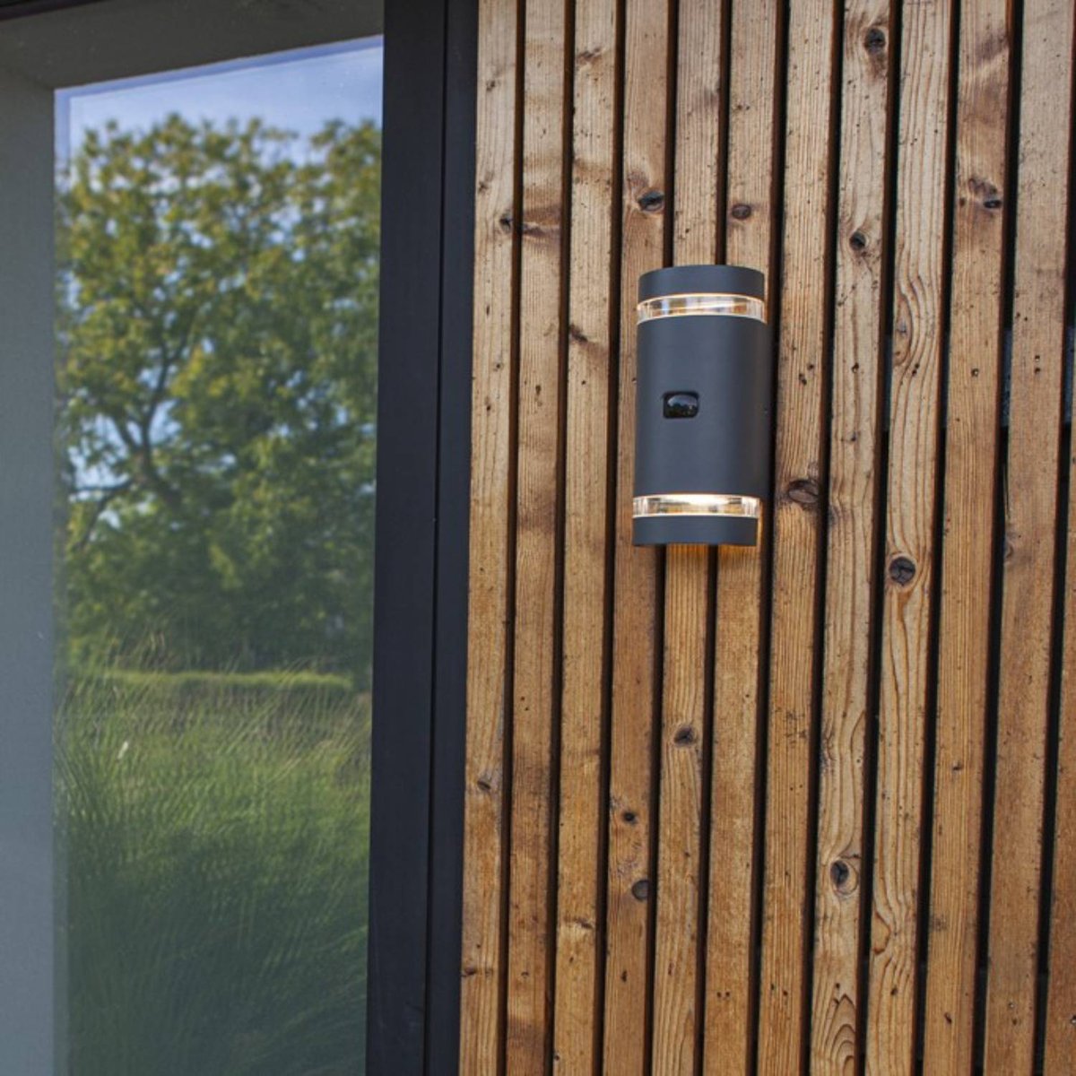 Applique murale d'extérieur sur secteur FOCUS SENSOR avec détecteur de mouvement aluminium gris éclairage culot GU10 bidirectionnelle H23,9cm dark grey, LUMISKY