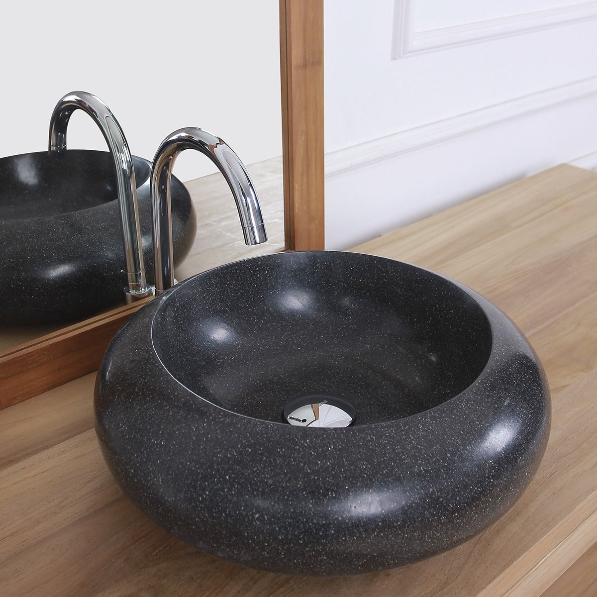 Vasque en terrazzo IRIS noir, BERAH GETAH