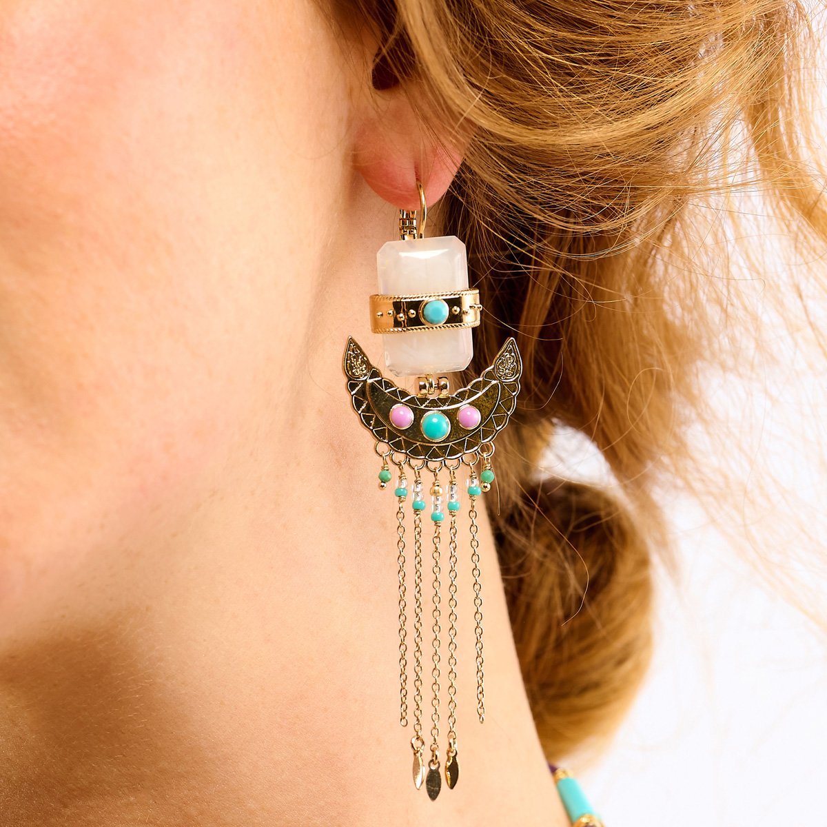 Boucles d'oreilles pendantes perles et chaînes LOMBOK blanc, HIPANEMA