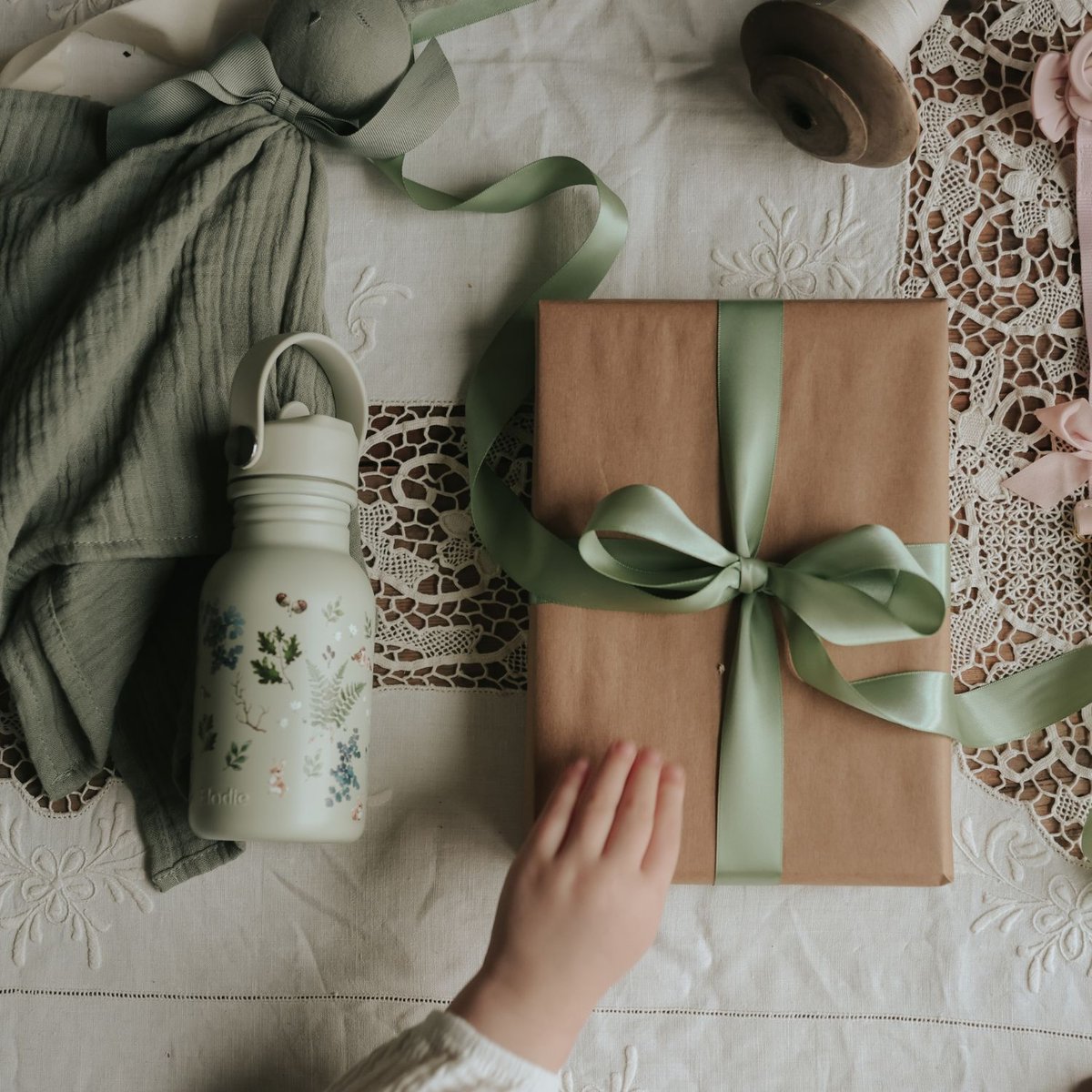 Gourde gris, bleu, vert, ELODIE DETAILS