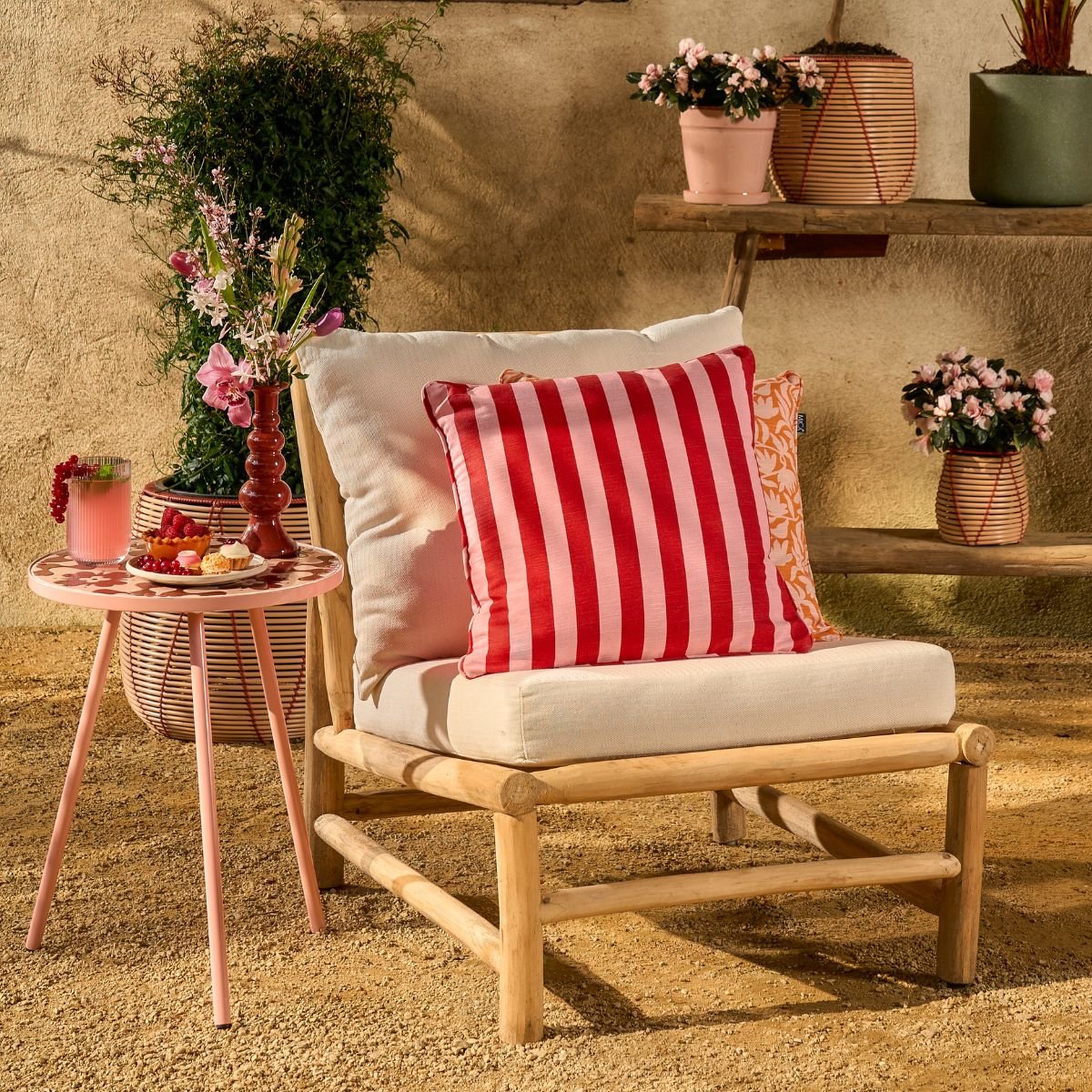 Coussin de jardin KIM rouge, MICA DECORATIONS