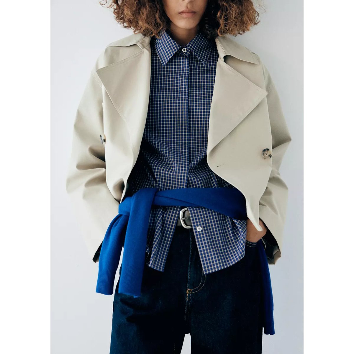 Chemise cintrée à carreaux bleu marine, MANGO
