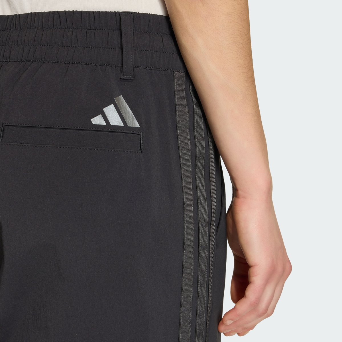 Pantalon Ingénieurs Et Équipe Marketing Audi Revolut F1 Team Pantalon Ingénieurs Et Équipe Marketing Audi Revolut F1 Team black, adidas Performance