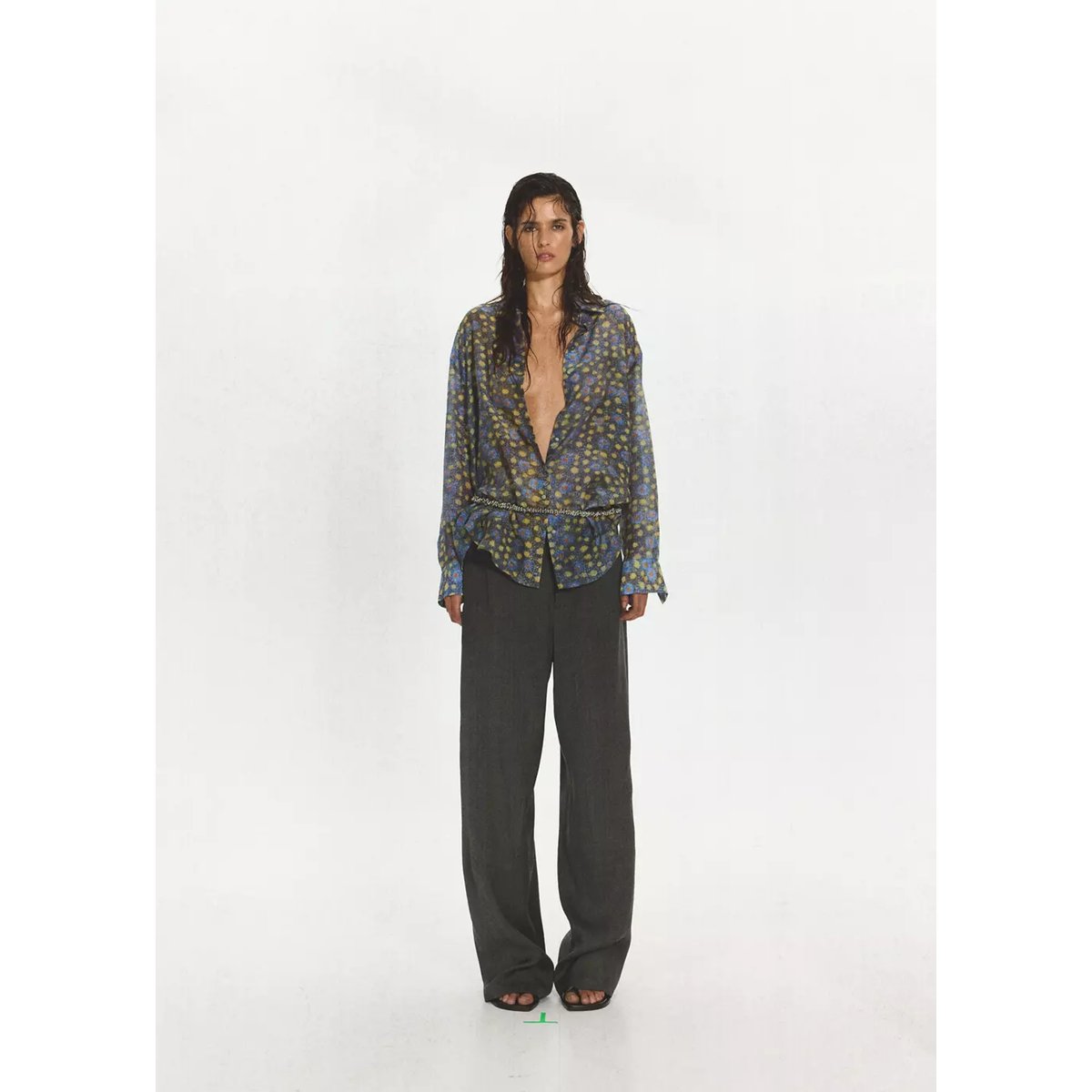 Pantalon de tailleur droit avec détails de surpiqûres noir, MANGO