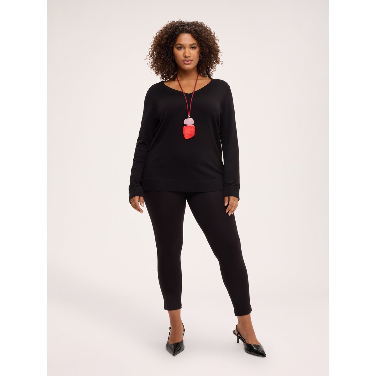 Pull col V noir, FIORELLA RUBINO