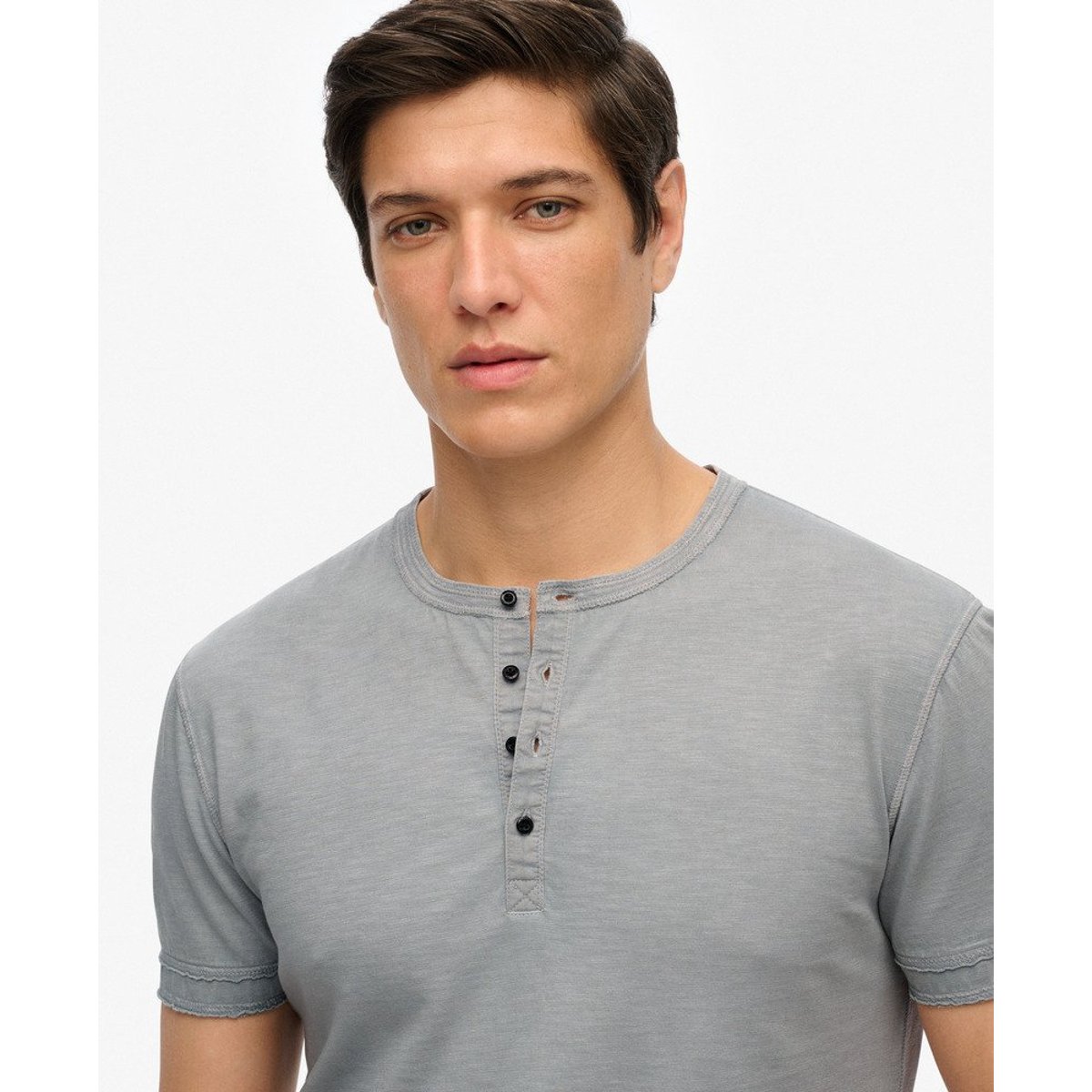 T-shirt Henley Jersey à Manches Courtes gris acier, SUPERDRY