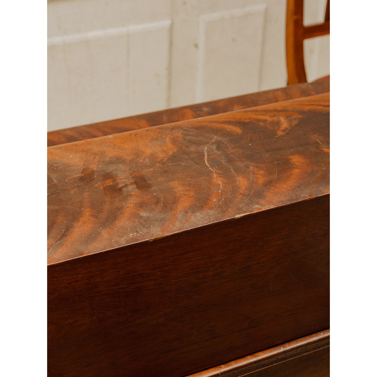 Bureau en bois Edouard N°1109 - Bon état bois foncé, DEBONGOUT