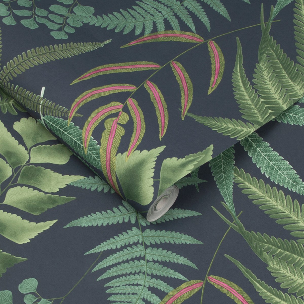 Papier peint Midsummer Fern Navy bleu, GRAHAM ET BROWN
