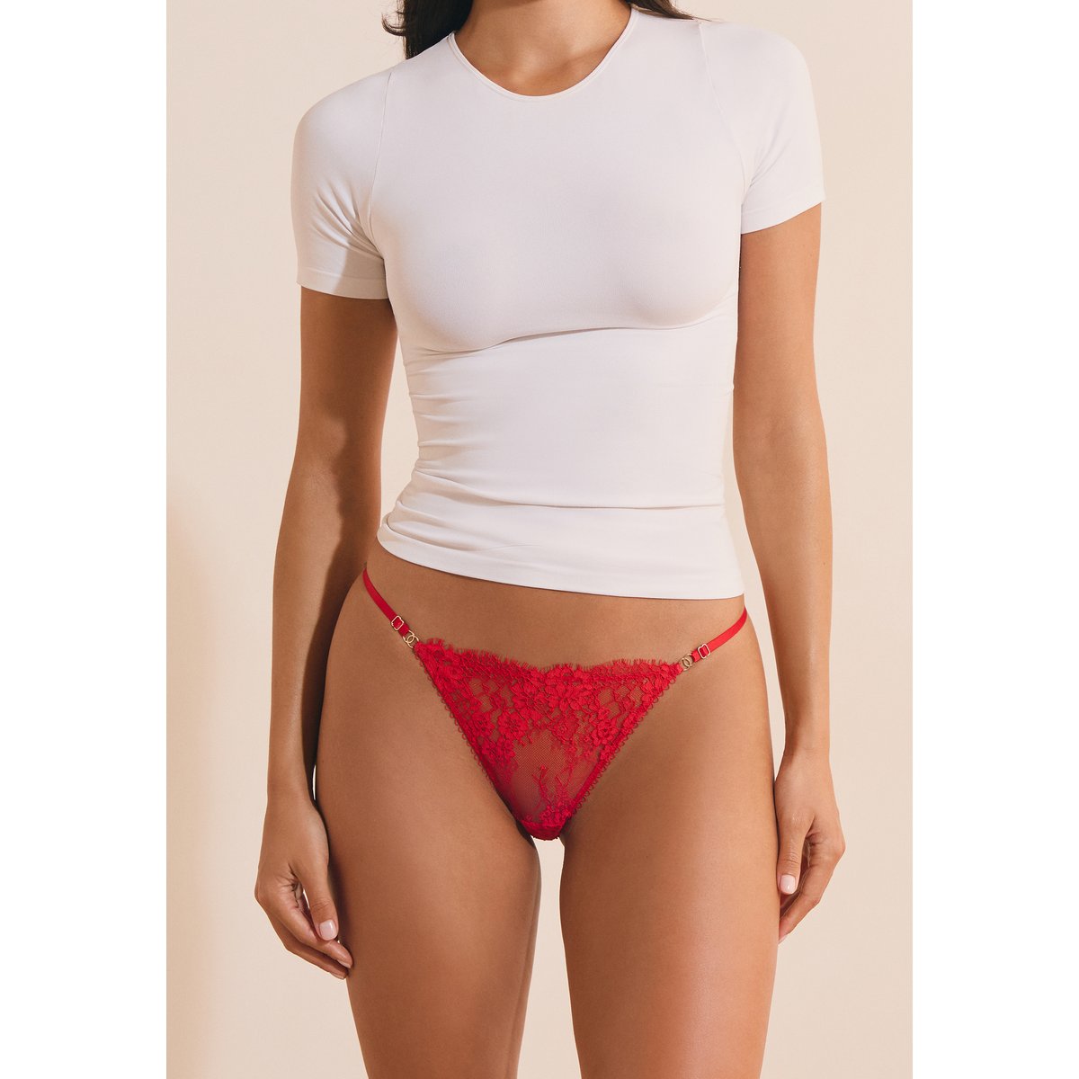 Tanga en dentelle COCO rouge, ETAM