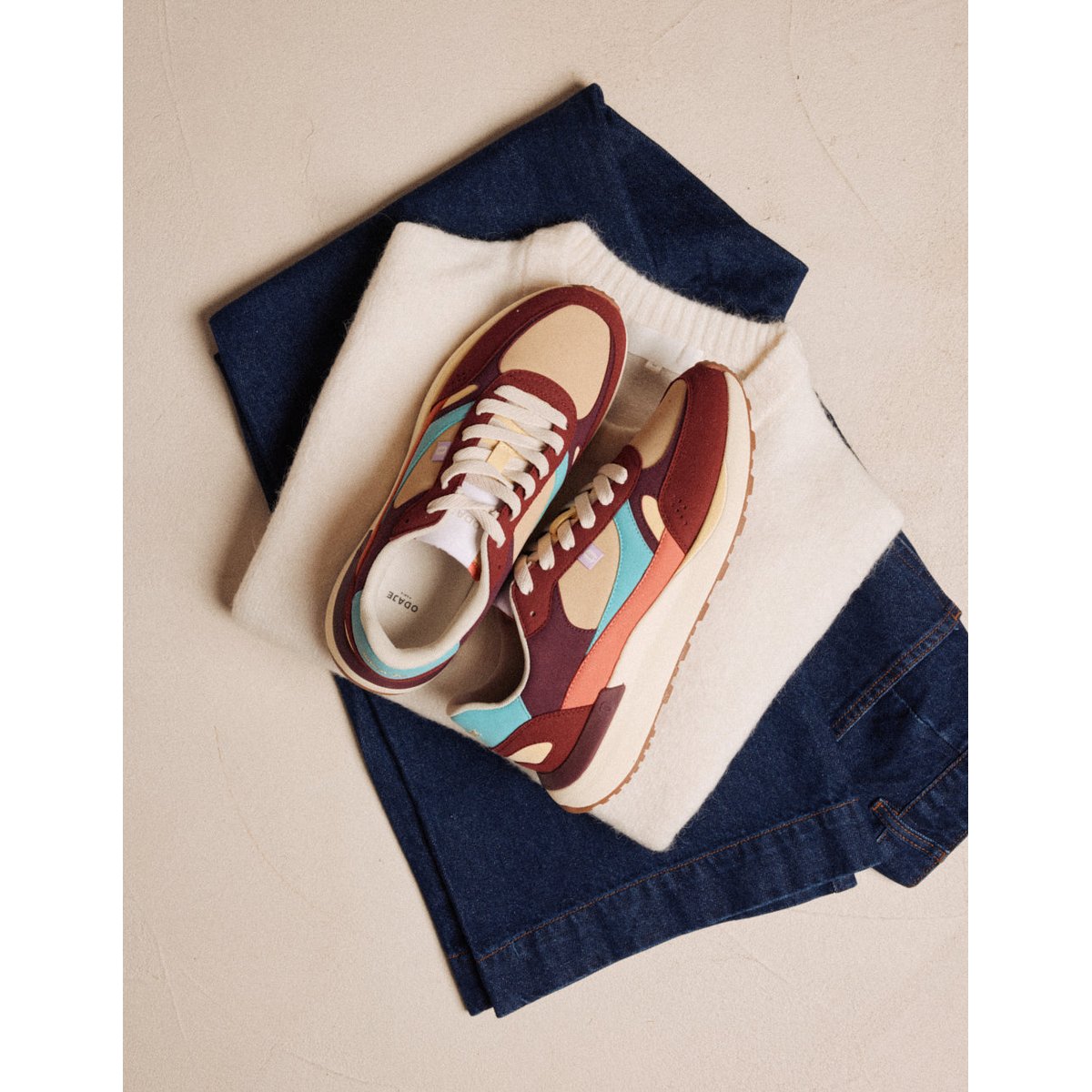 Baskets basses ANAELLE bordeaux prune beige, ODAJE