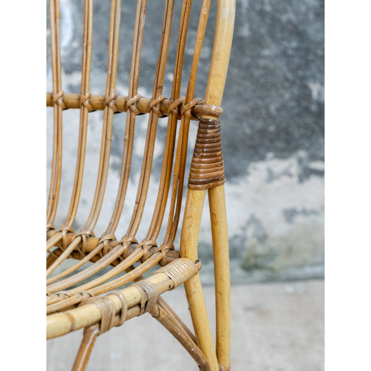 Chaise enfant en rotin Ernestine N°1360 - Bon état bois clair, DEBONGOUT
