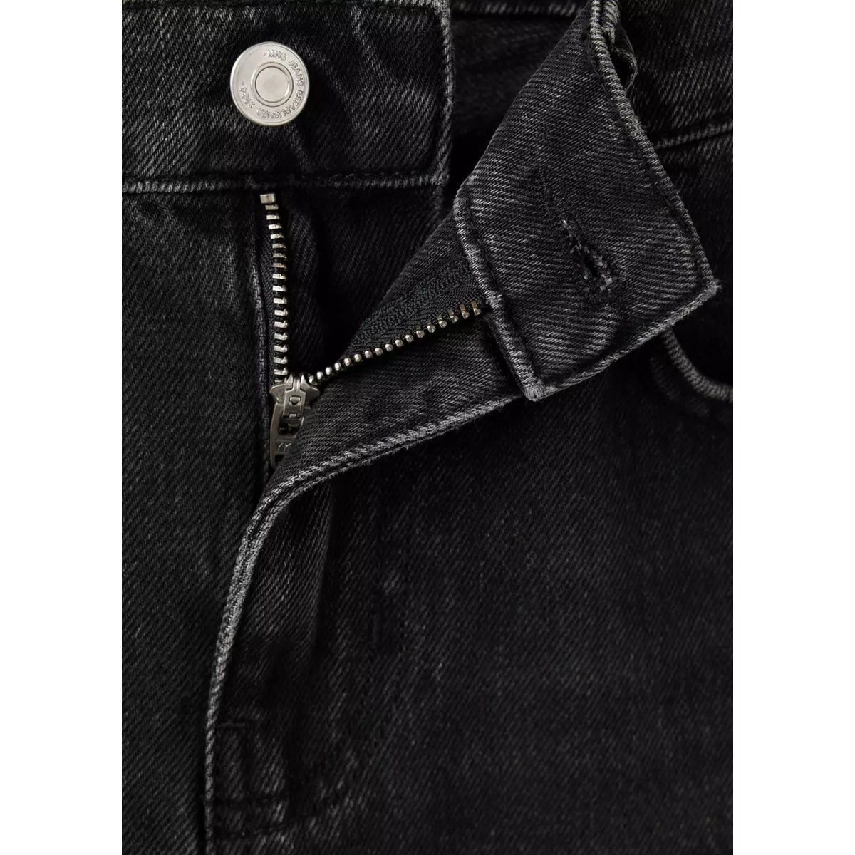 Jean droit regular waist black denim, MANGO