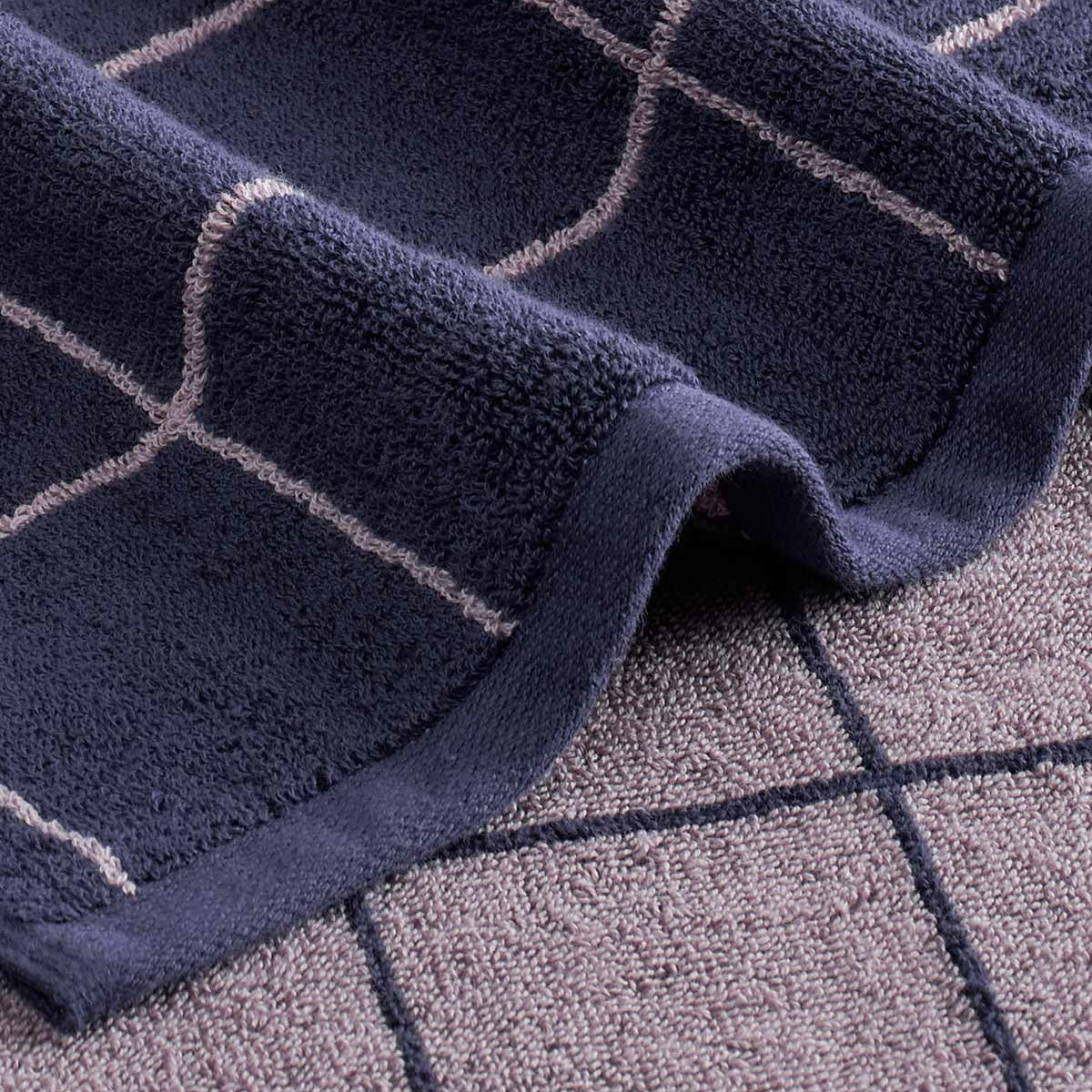 Drap de bain 500 g/m² ARCADIA CHECK indigo, SENSEI MAISON
