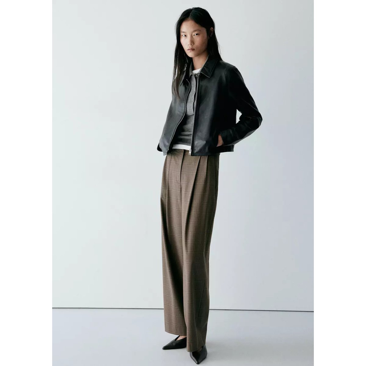 Pantalon à pinces imprimé à carreaux marron, MANGO