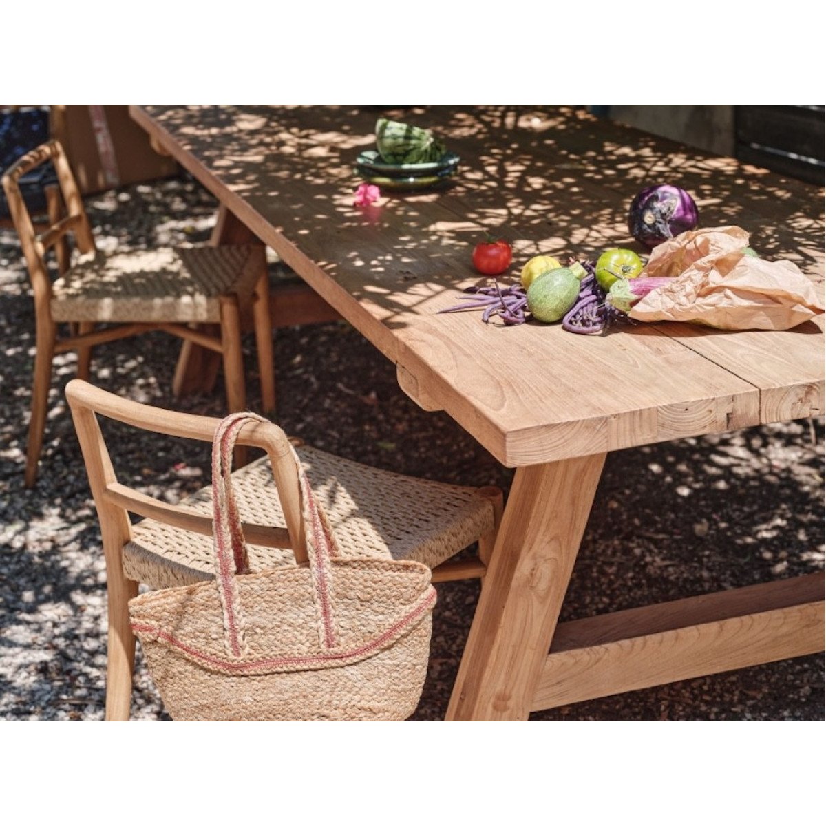 Table de repas en bois massif pour intérieur et extérieur - CANTANA bois clair, MATHI DESIGN
