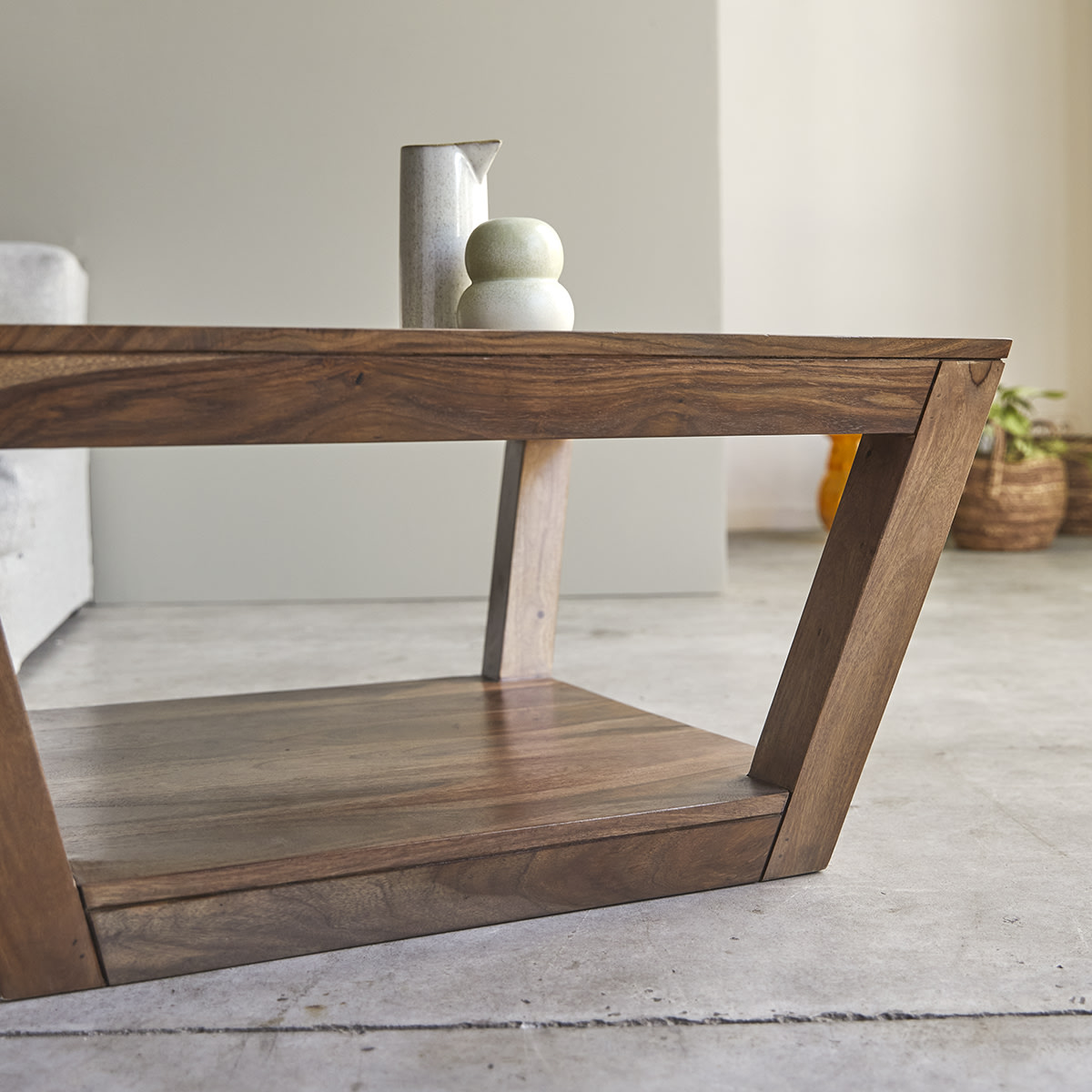 Table basse en Palissandre massif, VILLA marron, TIKAMOON