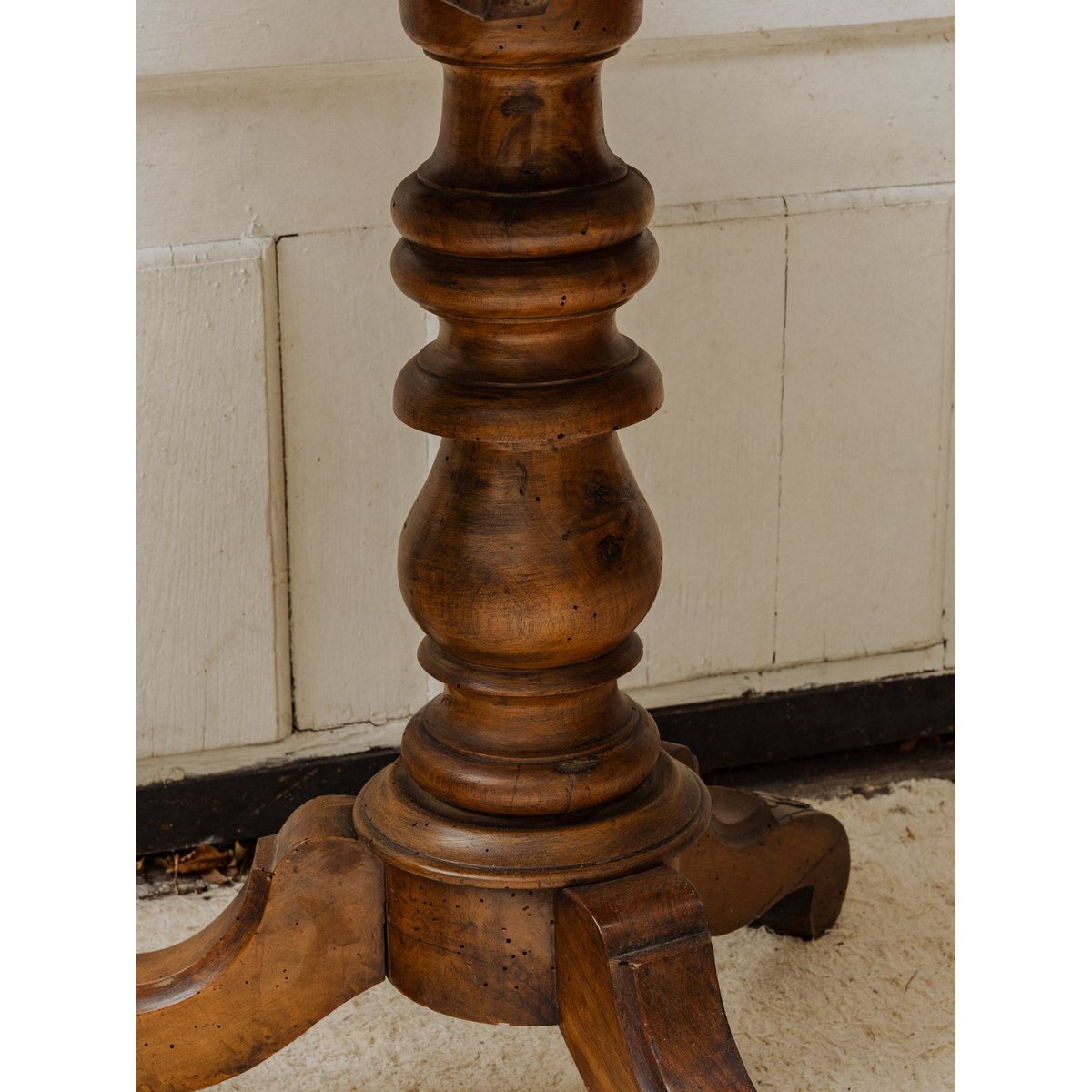 Guéridon en bois Alfred N°195 - Bon état bois foncé, DEBONGOUT