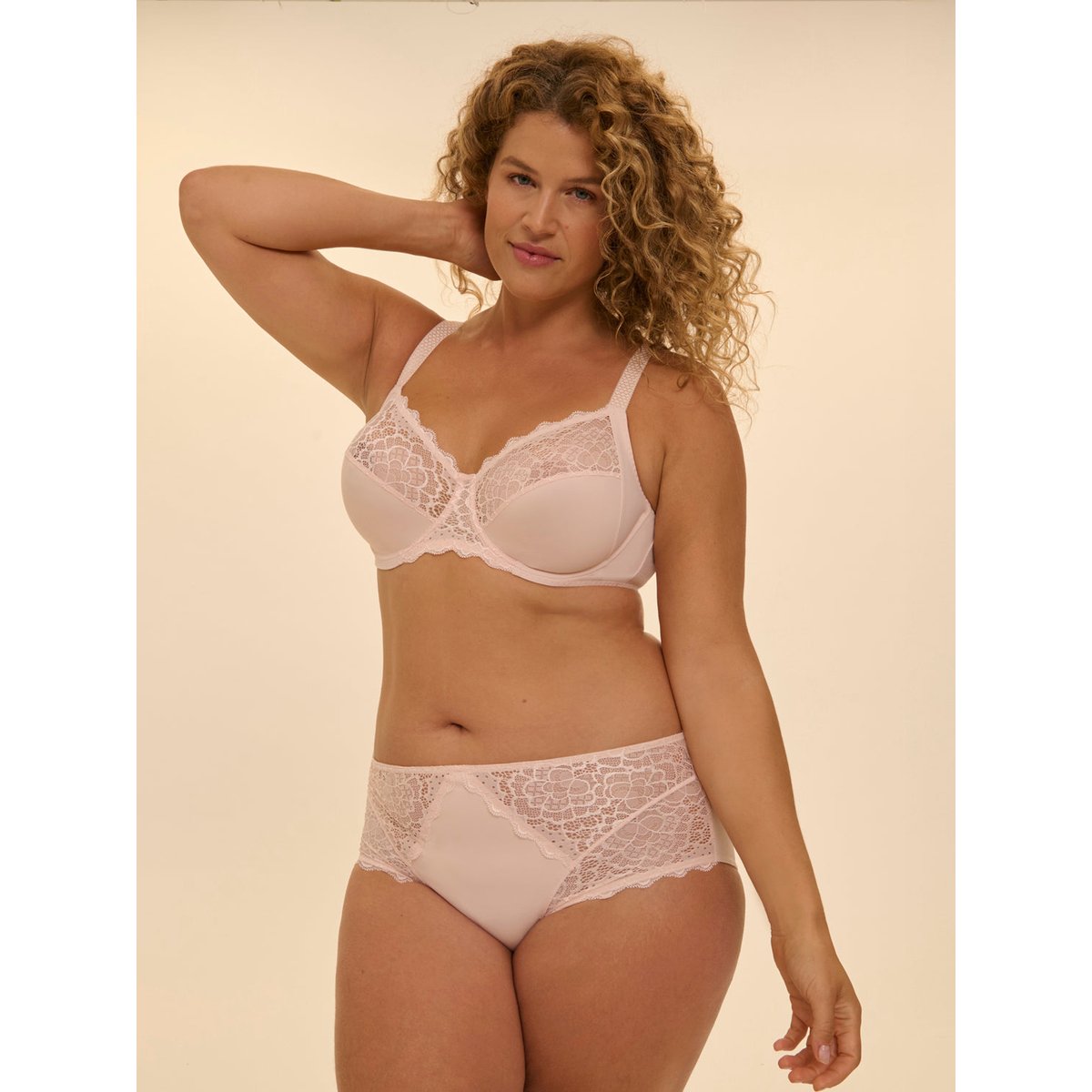 Soutien-gorge avec armatures emboîtant, CARESSE nude, SIMONE PERELE