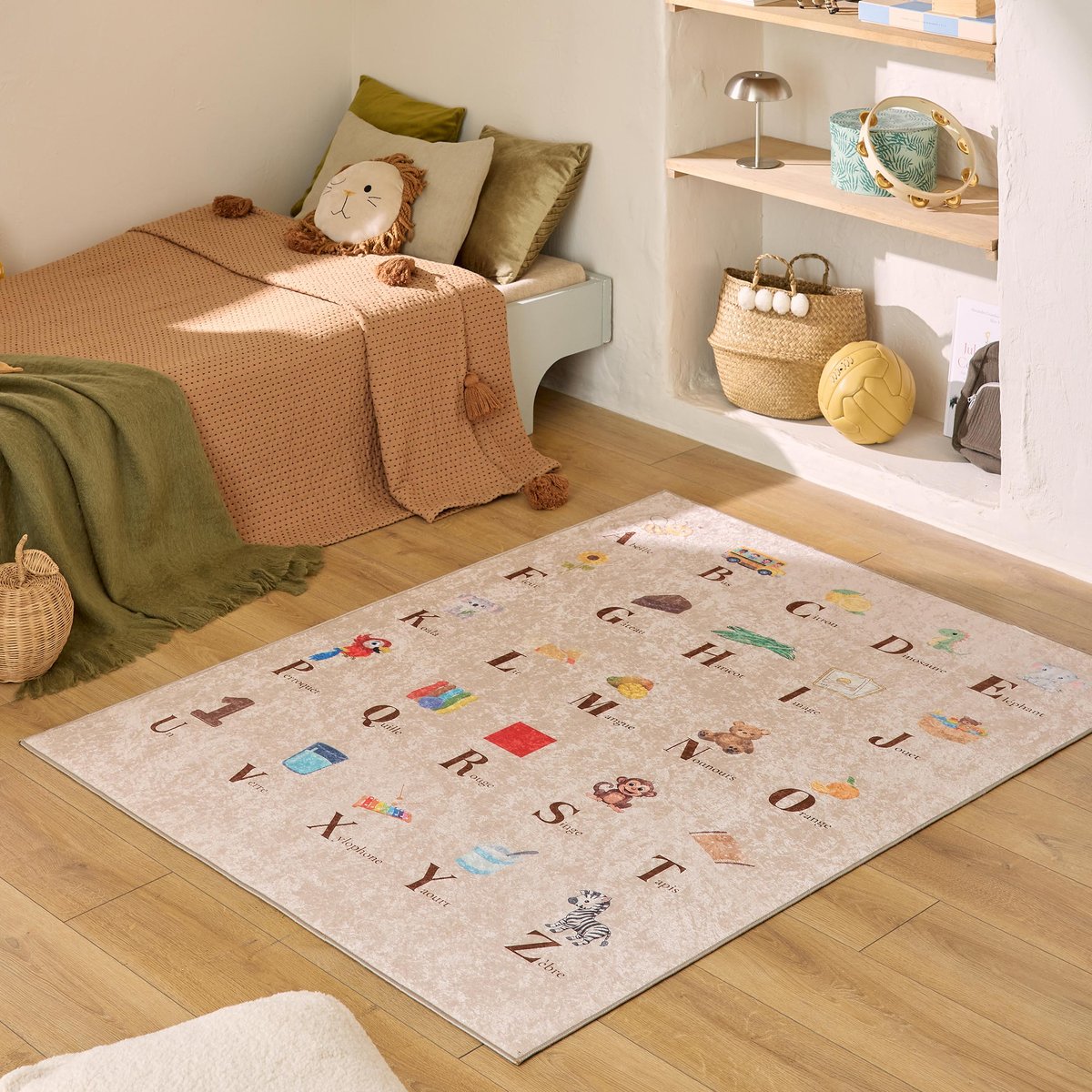 Tapis enfant lavable en machine, motif alphabet HAPPY beige, NAZAR RUGS