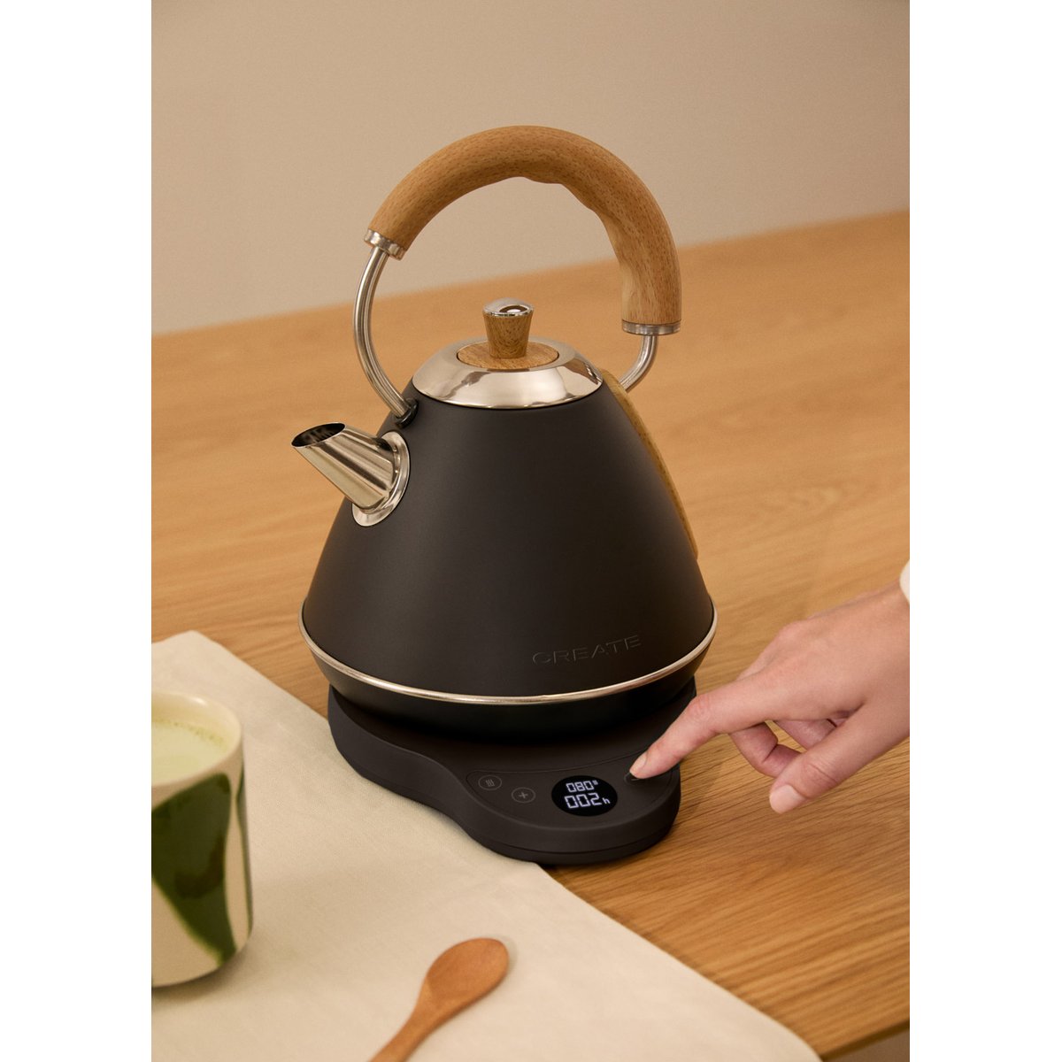 Bouilloire électrique 1L KETTLE RETRO PRO noir, CREATE