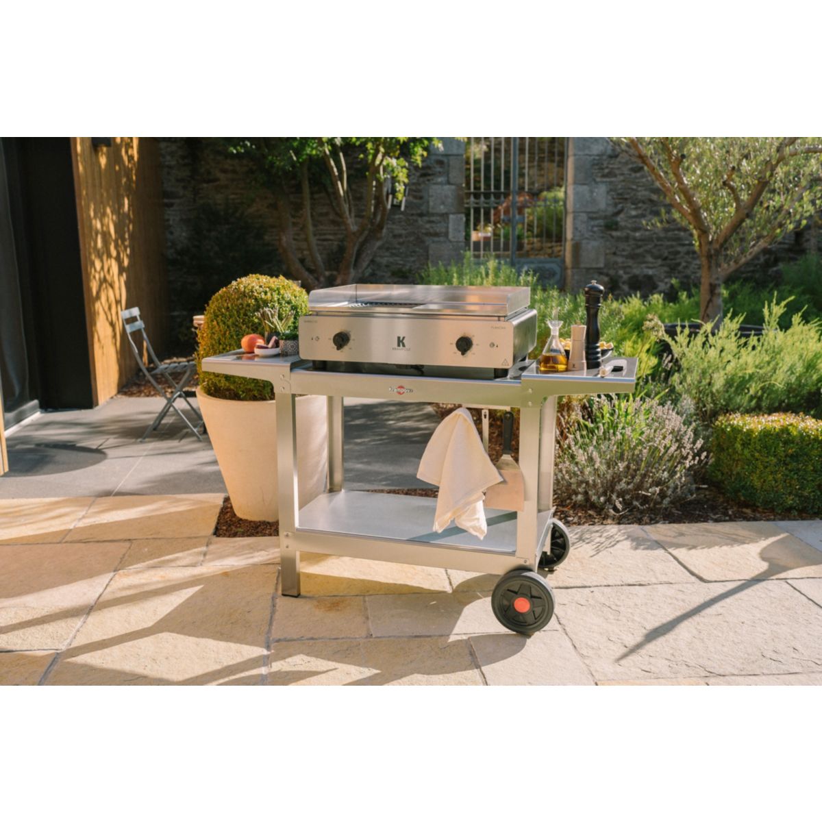 Plancha électrique GECIO2OA00 GECIO2OA00 inox zones barbecue/plancha 2 brûleurs à poser, 70x40 cm argent, KRAMPOUZ