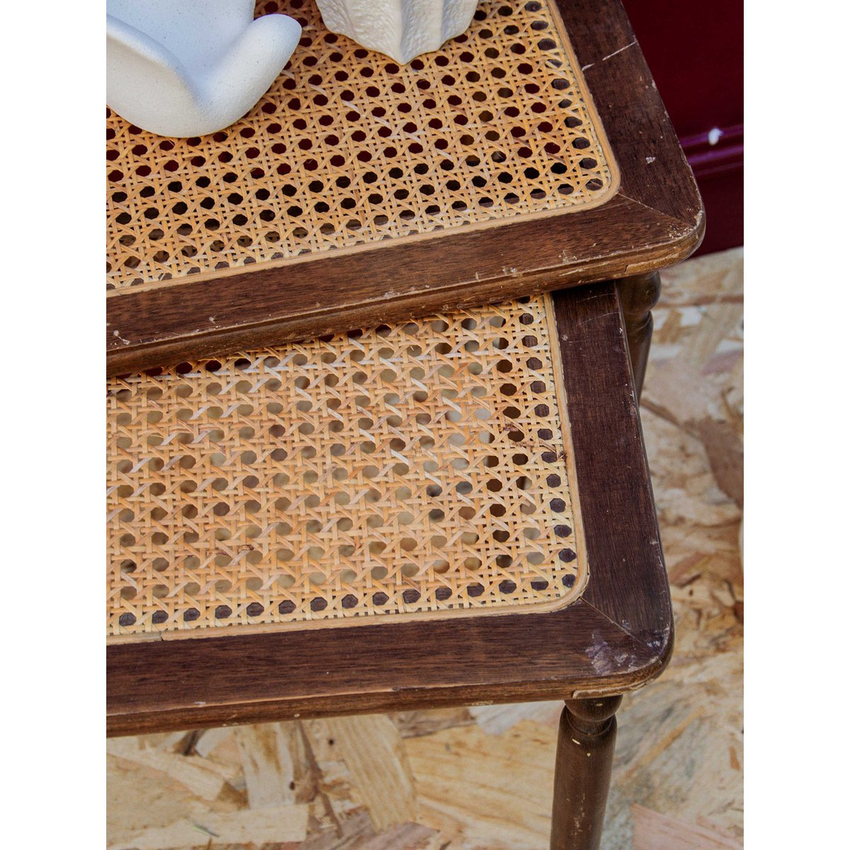 tables gigognes en cannage Barbara N°63 - Bon état bois, DEBONGOUT