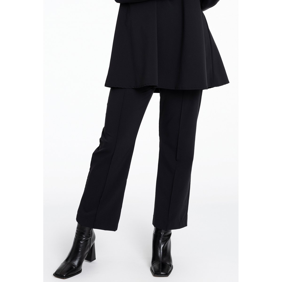 Pantalon cigarette fit noir, YOEK