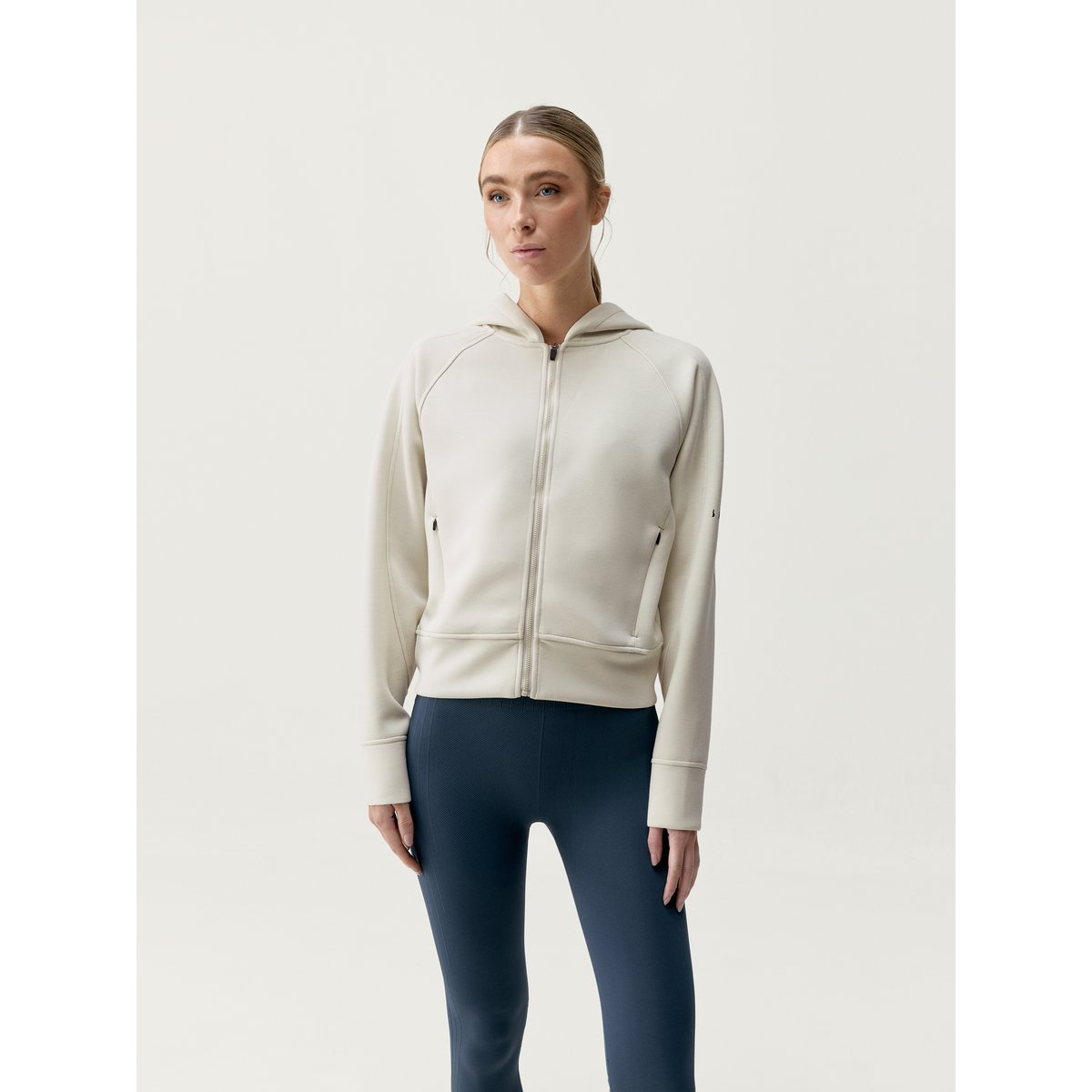 Sweat de sport à capuche zippé Performance ELSA blanc, BORN